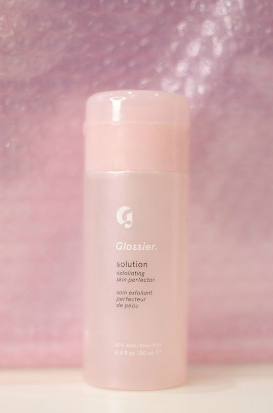 GLOSSIER SOLUTION